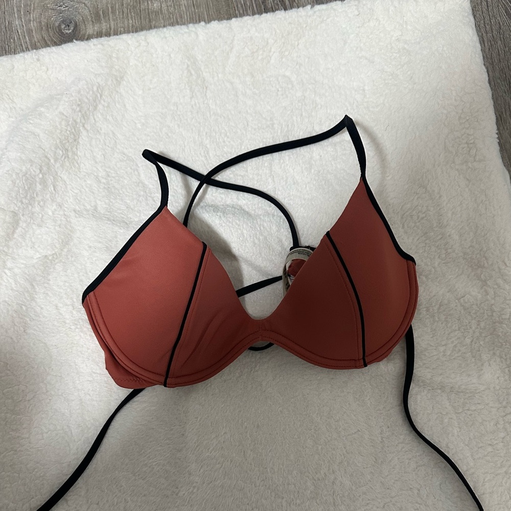 PINK Victoria Secret Lightly Padded Underwire Bikini Top Size Small  Womens